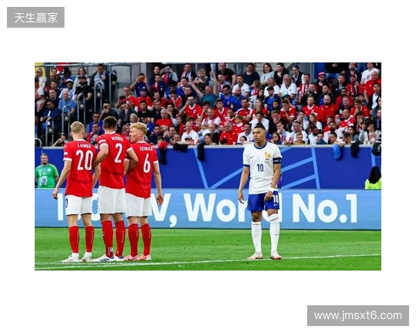 跟队:姆巴佩今日已参加球队合练,若无意外将随队赴曼市